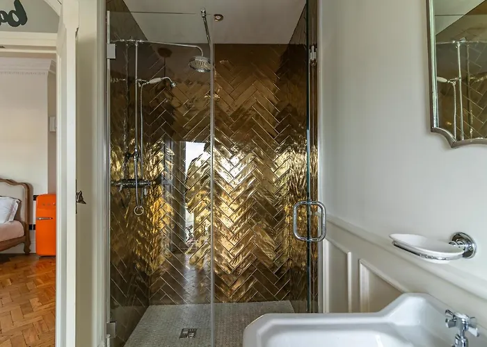 The Palm Отель Брей