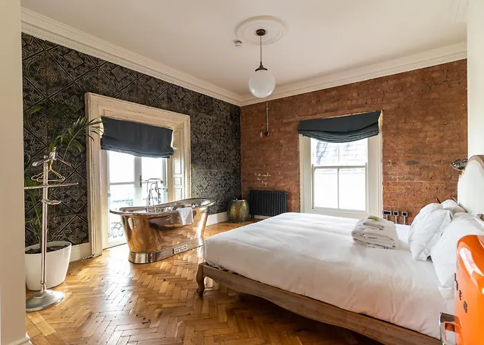 The Palm Отель Брей