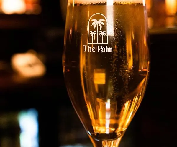 Отель The Palm