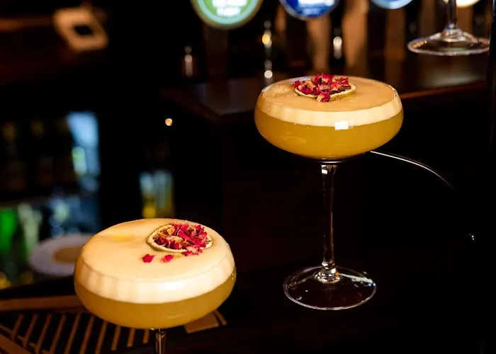 Отель The Palm *